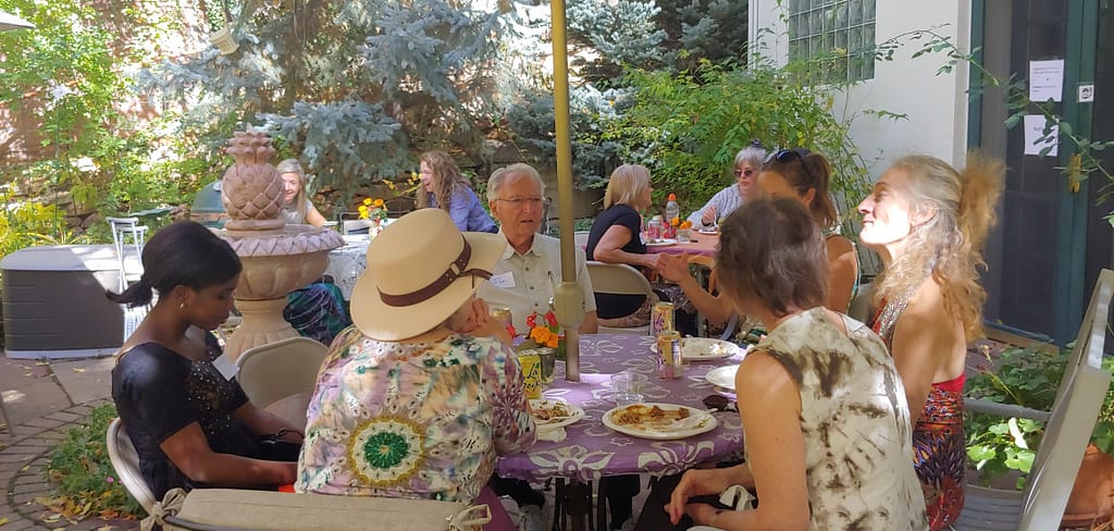 At Cynda Arsenault Collins are celebrating AGILE-International’s 10th anniversary.